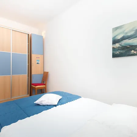 Apartment Leo Lägenhet