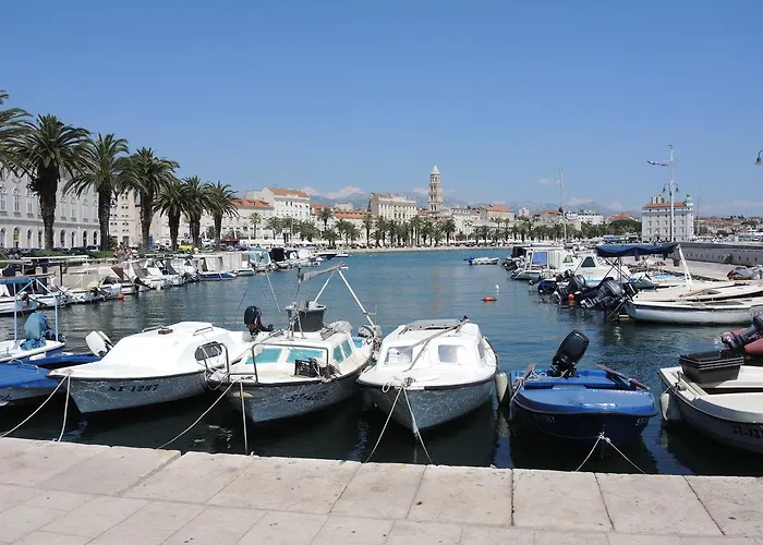 Leo Διαμέρισμα *